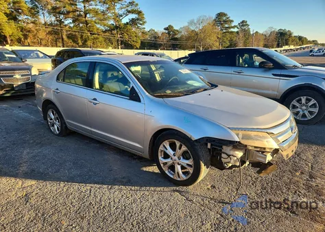2012 Ford Fusion Se z USA, uszkodzony, nr VIN 3FAHP0HA4CR151722